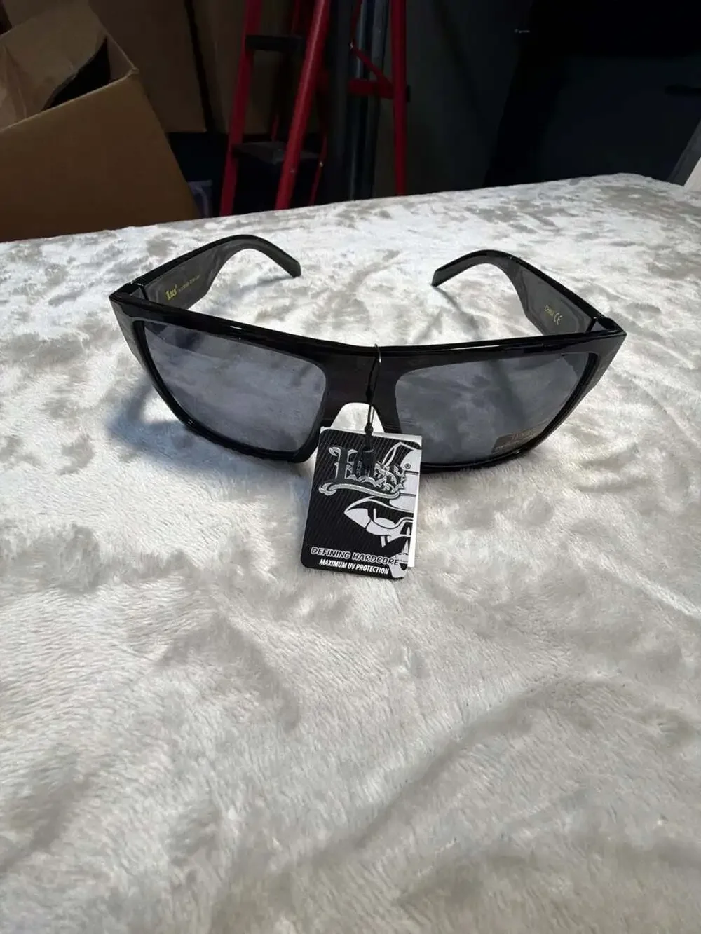 Locs BLOC91189-BDNA Hardcore Square Sunglasses with Paisley Print Arms